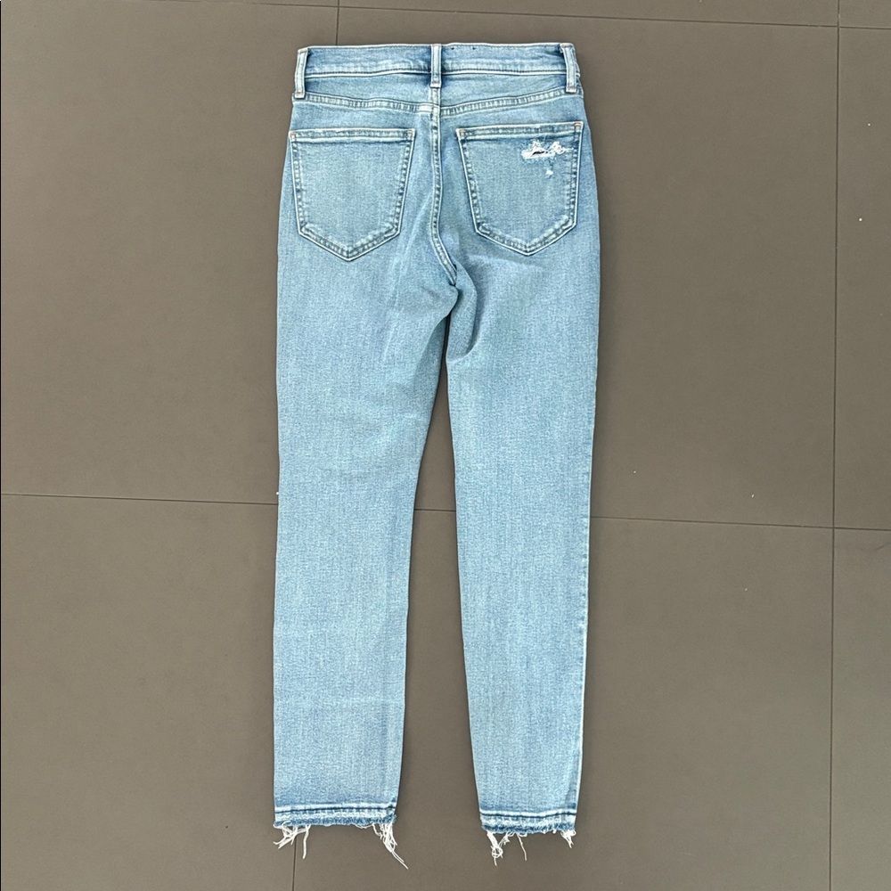GAP Vintage Slim High Rise Jeans - Light Blue - Picture 8 of 8